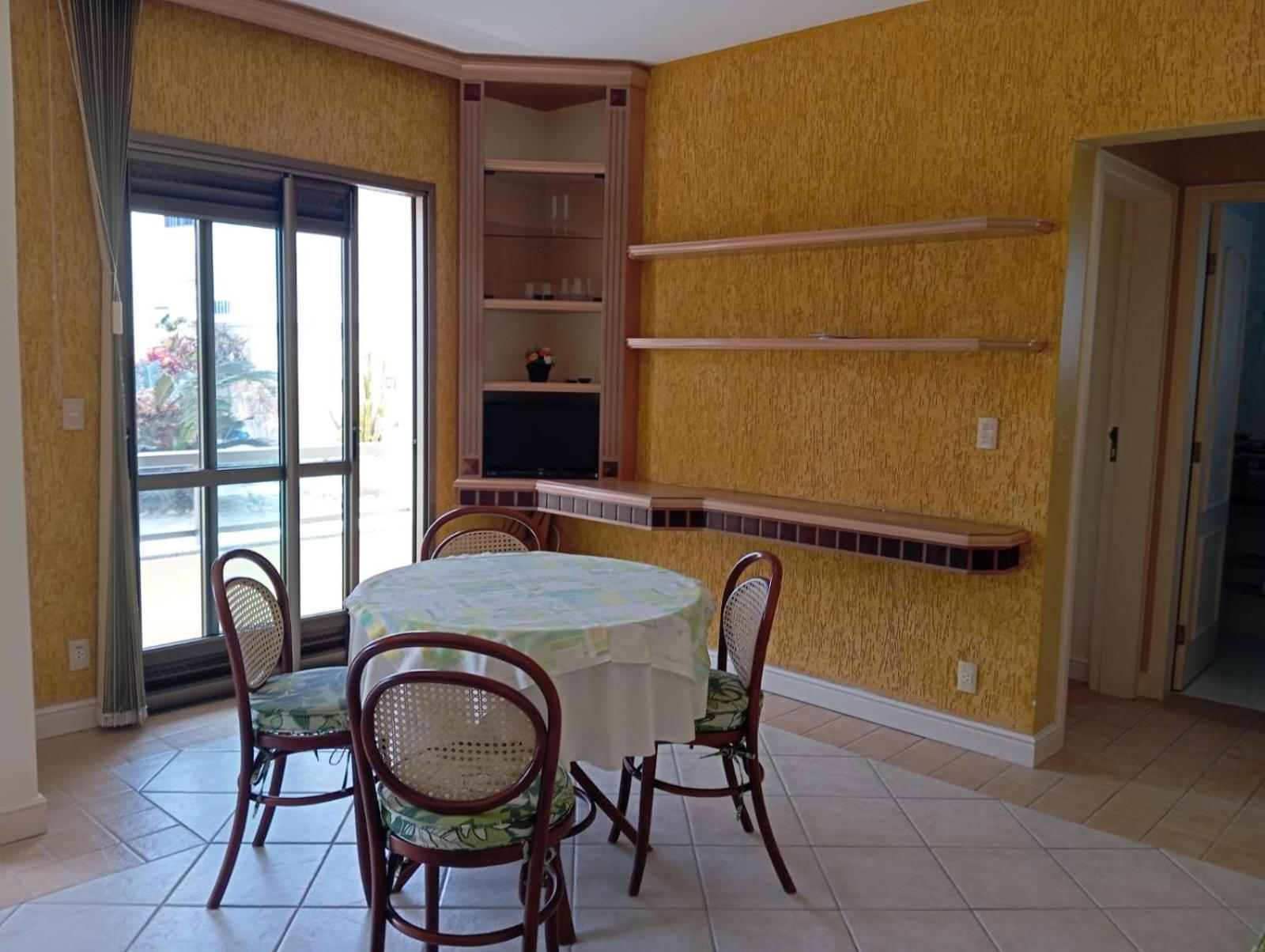 Florianópolis Golfinhos Apart-Hotel - Apto Terreo Frente Ao Mar!!! المظهر الخارجي الصورة